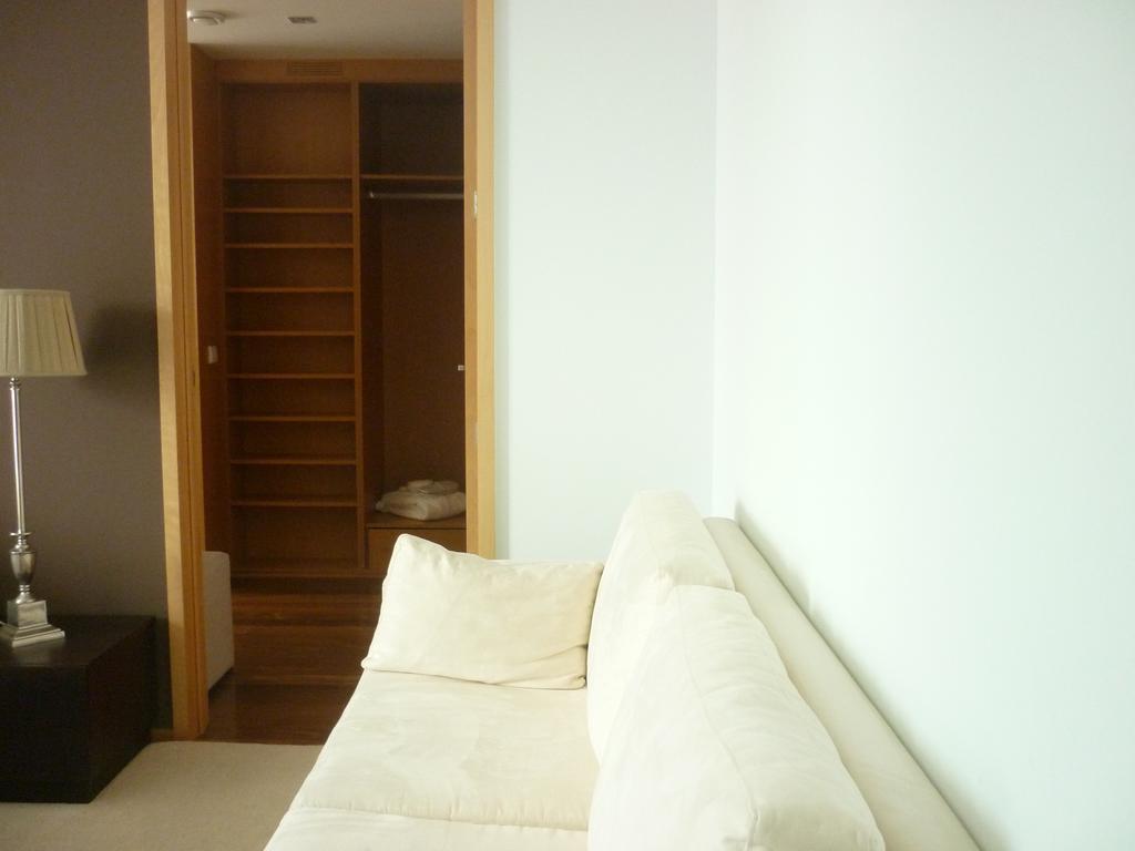 Almenara Suites Guest House ヴィラ・ノヴァ・デ・ガイア エクステリア 写真