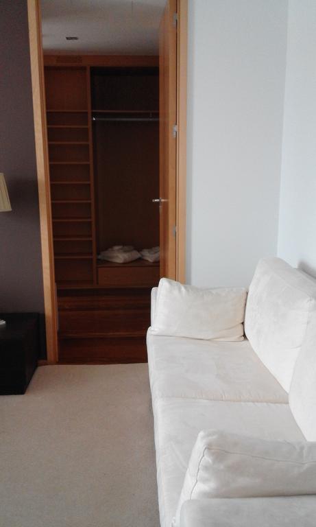 Almenara Suites Guest House ヴィラ・ノヴァ・デ・ガイア エクステリア 写真